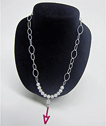 《あいちトリエンナーレ2010特製》トリエンナーレアコヤ真珠ネックレス（伊勢志摩産）